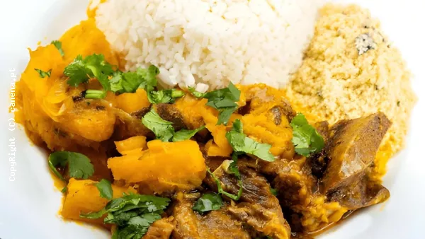 Vaca Atolada com Mandioca